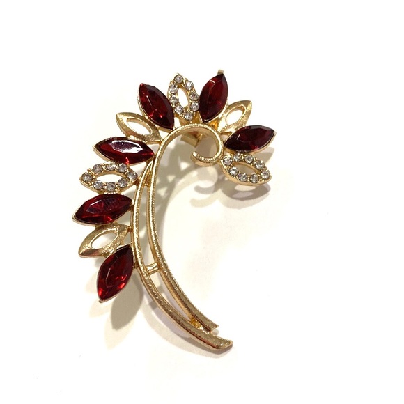 Ear Cuff Climber Red Gold Tone Rhinestone - Picture 2 of 4